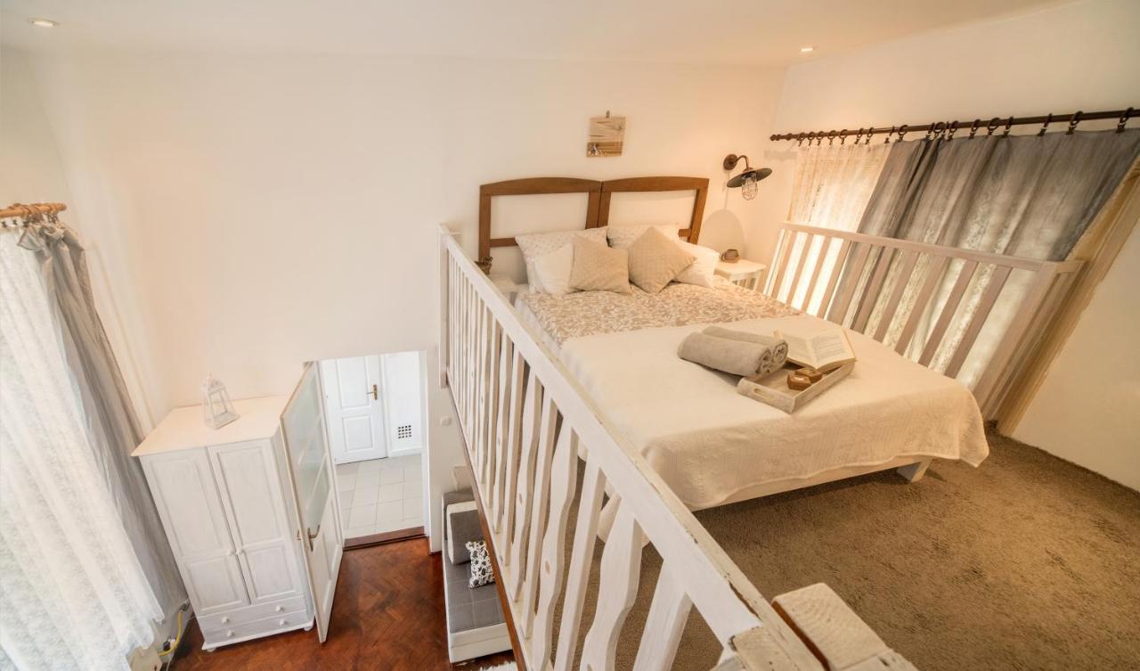 Agria Vintage Apartman Eger Ngoại thất bức ảnh