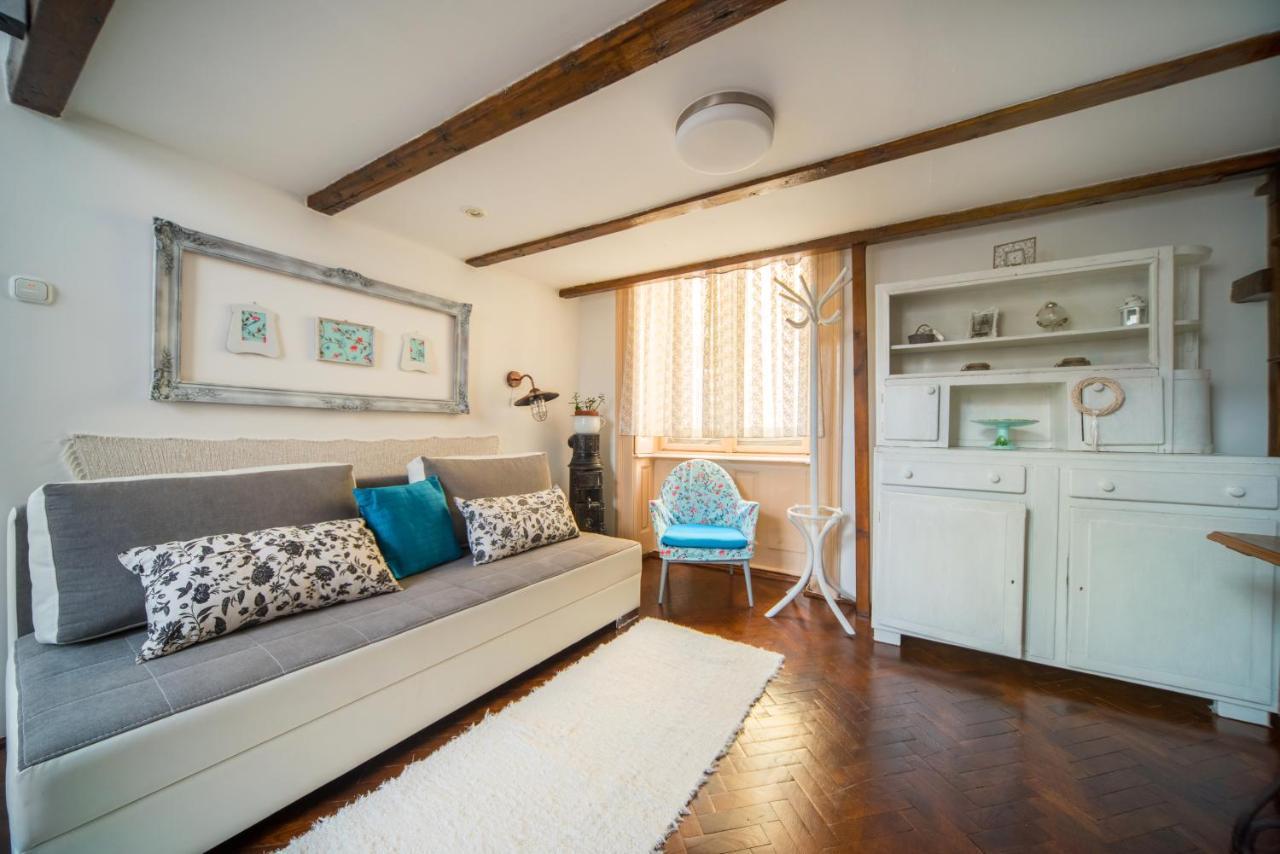Agria Vintage Apartman Eger Ngoại thất bức ảnh