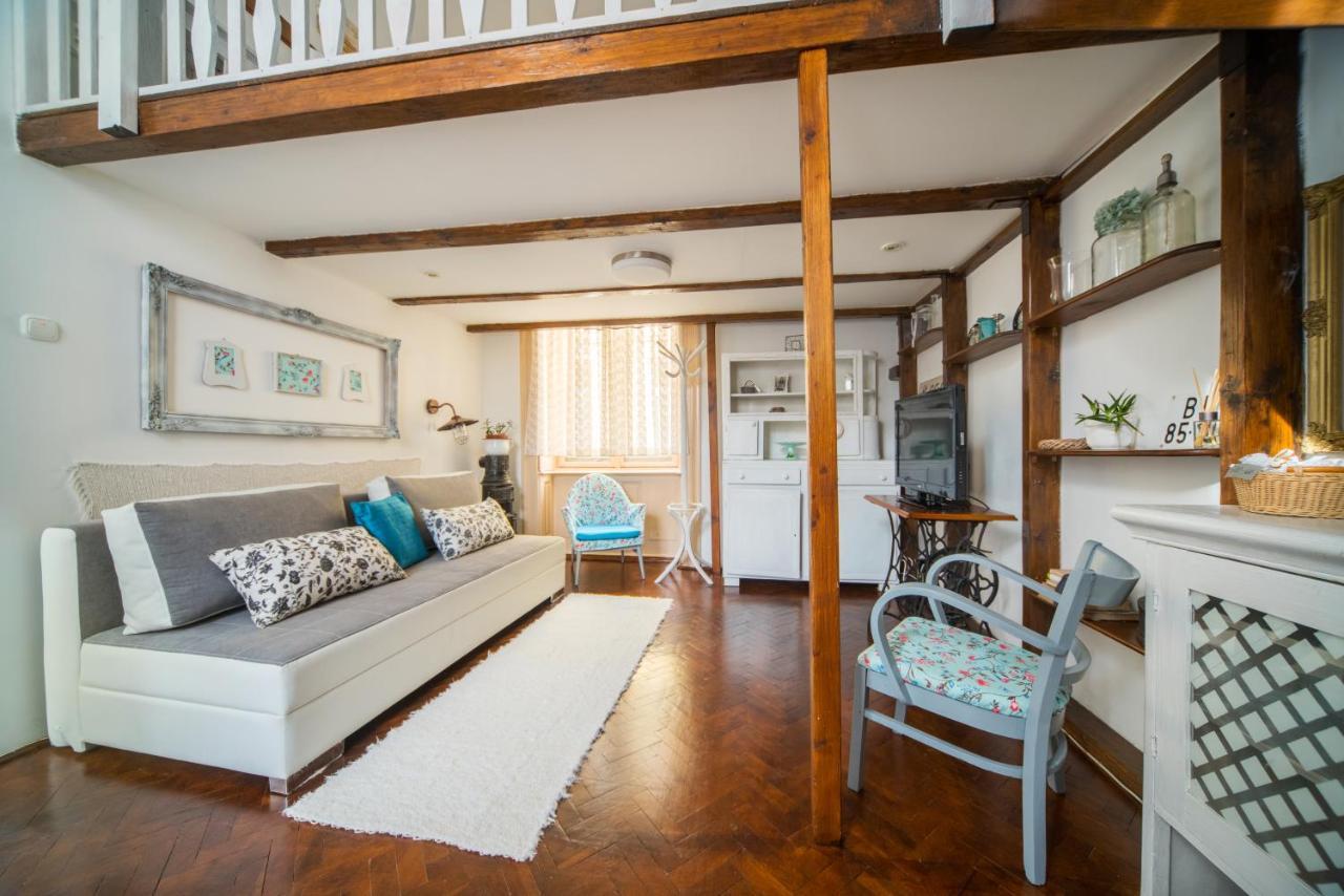 Agria Vintage Apartman Eger Ngoại thất bức ảnh